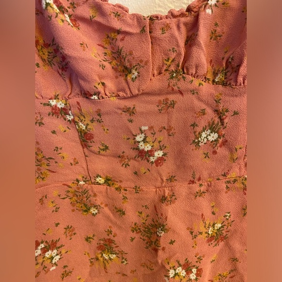 Reformation dress - Picture 4 of 15